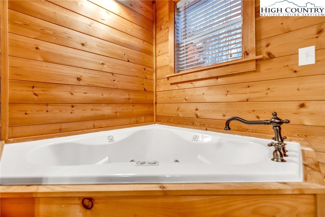 157 Noahs Ridge Fleetwood, NC 28626 - Photo 24 of 50