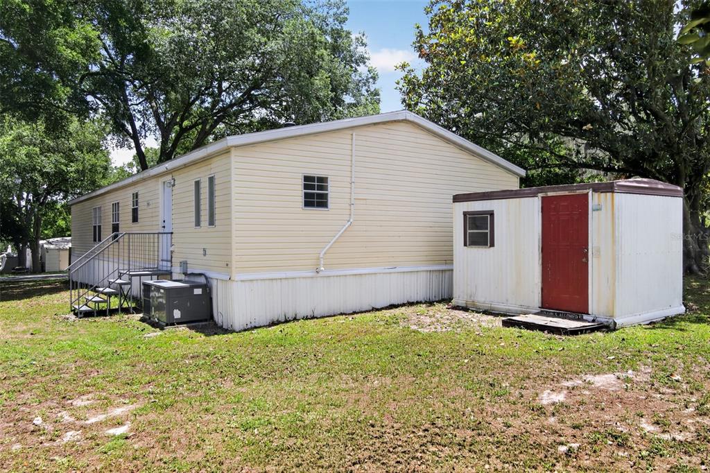 102 3rd Street Lady Lake, FL 32159 - Photo 4 of 30