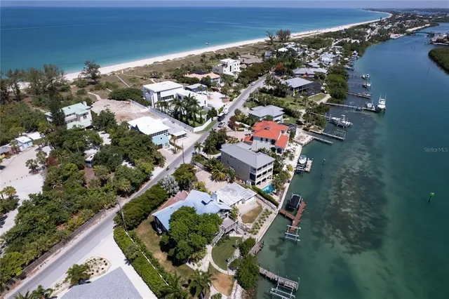 $8,000 | 624 South Casey Key Road, Nokomis, FL 34275