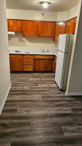 $1,150 | 3529 South Harlem Avenue, Unit 8, Berwyn, IL 60402