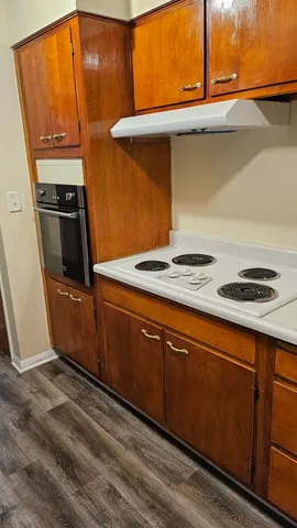 $1,150 | 3529 South Harlem Avenue, Unit 8, Berwyn, IL 60402