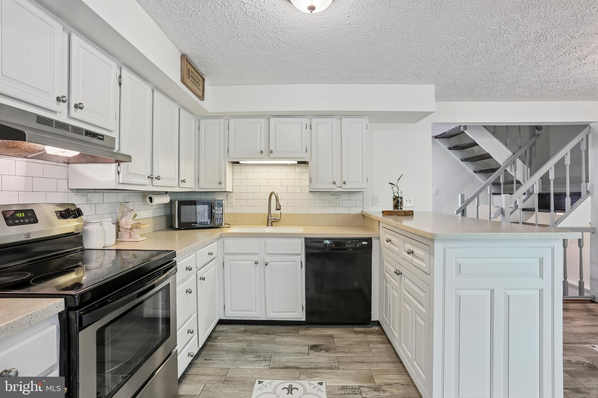 10508 Apple Ridge Road Gaithersburg, MD 20886 - Photo 9 of 27