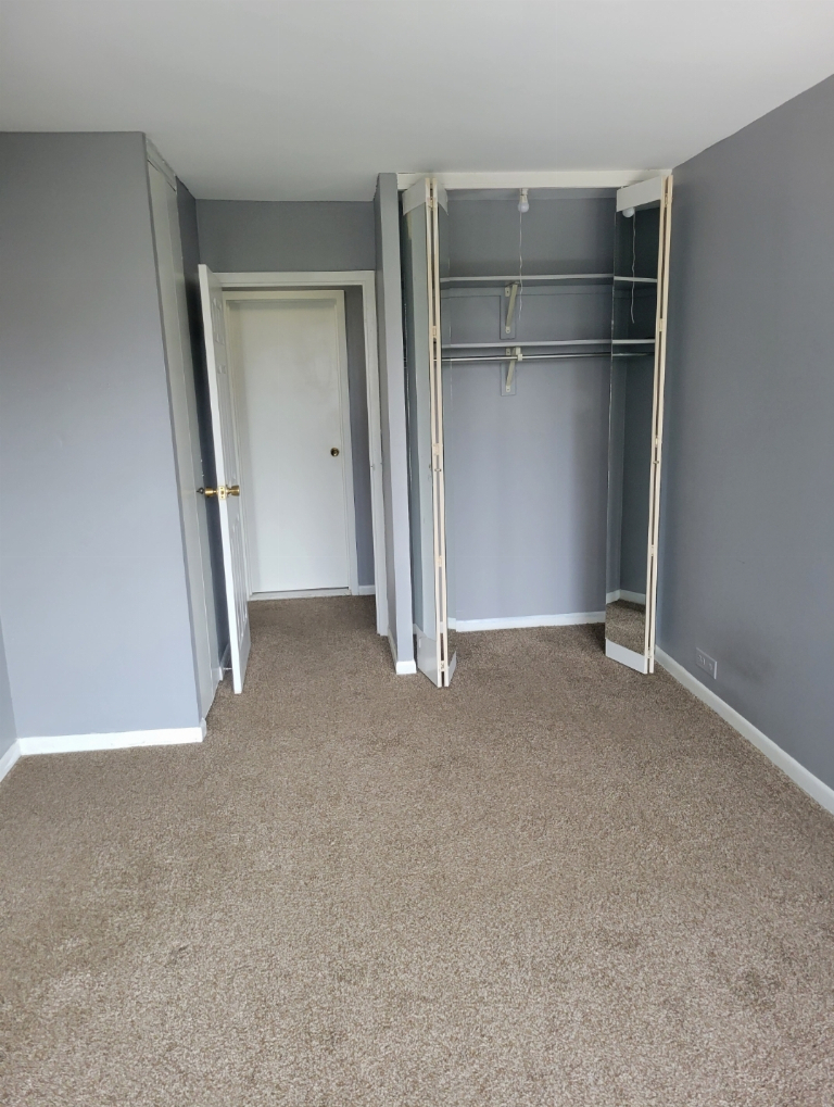 5415 North Sheridan Road, Unit 609 Chicago, IL 60640 - Photo 16 of 25 a view of an empty room