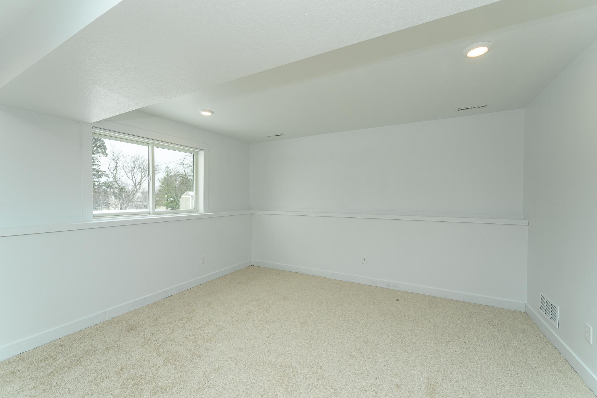 3112 Eastwood Road Southeast Rochester, MN 55904 - Photo 11 of 28