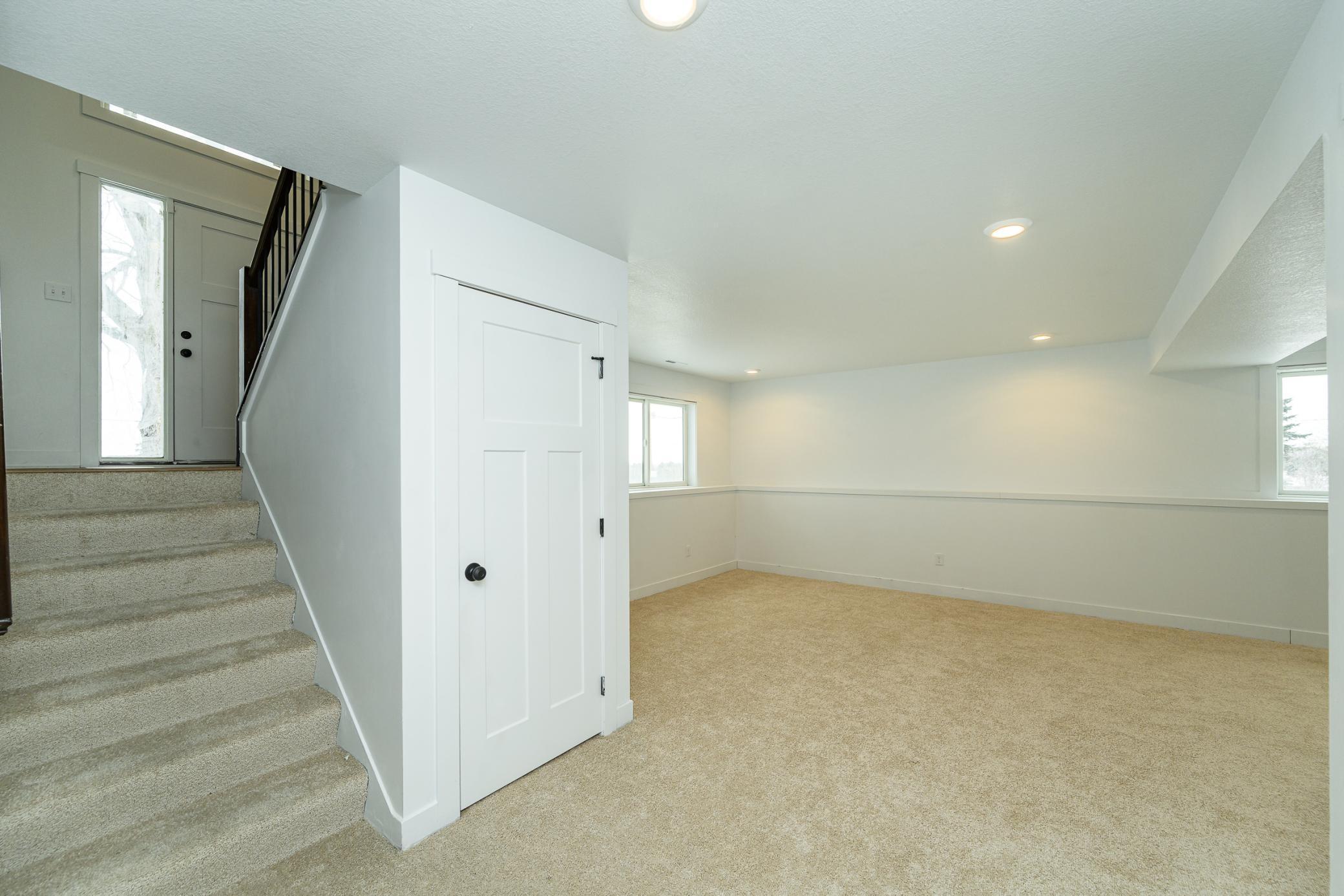 3112 Eastwood Road Southeast Rochester, MN 55904 - Photo 7 of 28