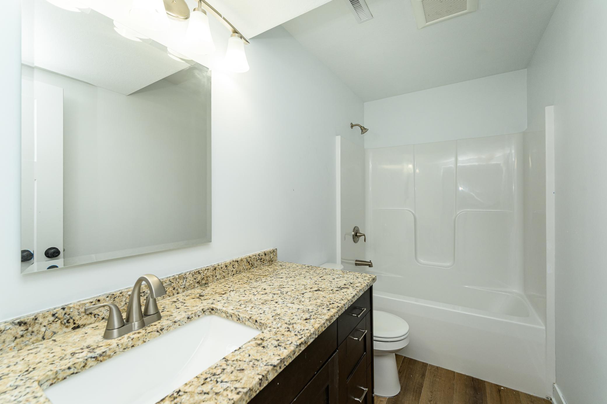 3112 Eastwood Road Southeast Rochester, MN 55904 - Photo 8 of 28