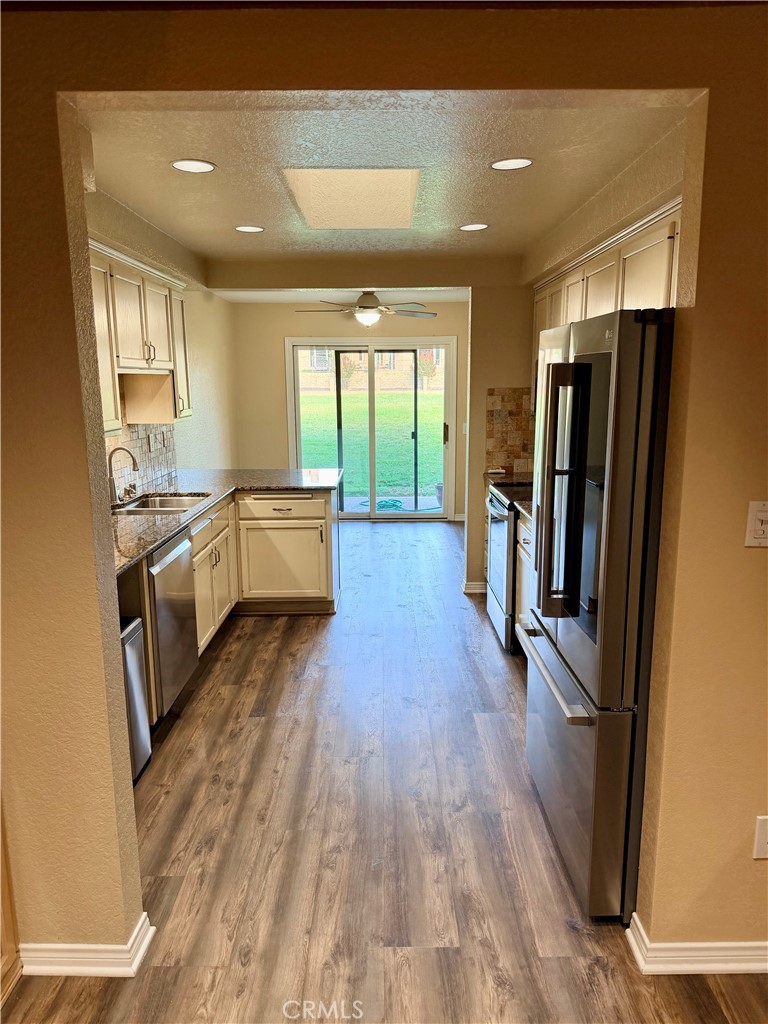 38441 Oaktree Loop Murrieta, CA 92562 - Photo 17 of 19