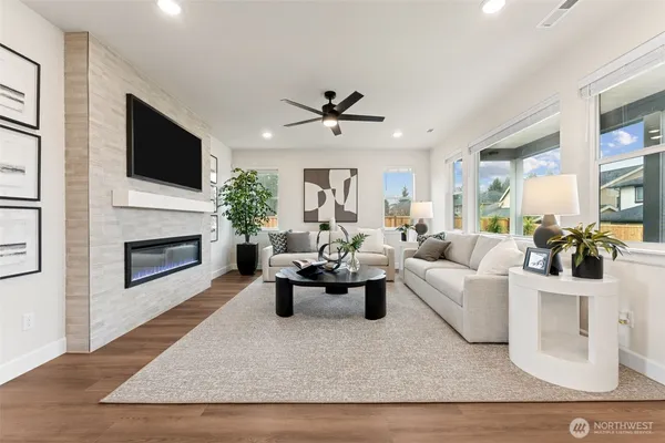 $949,990 | 2216 Oak Court, Unit 3, Milton, WA 98354