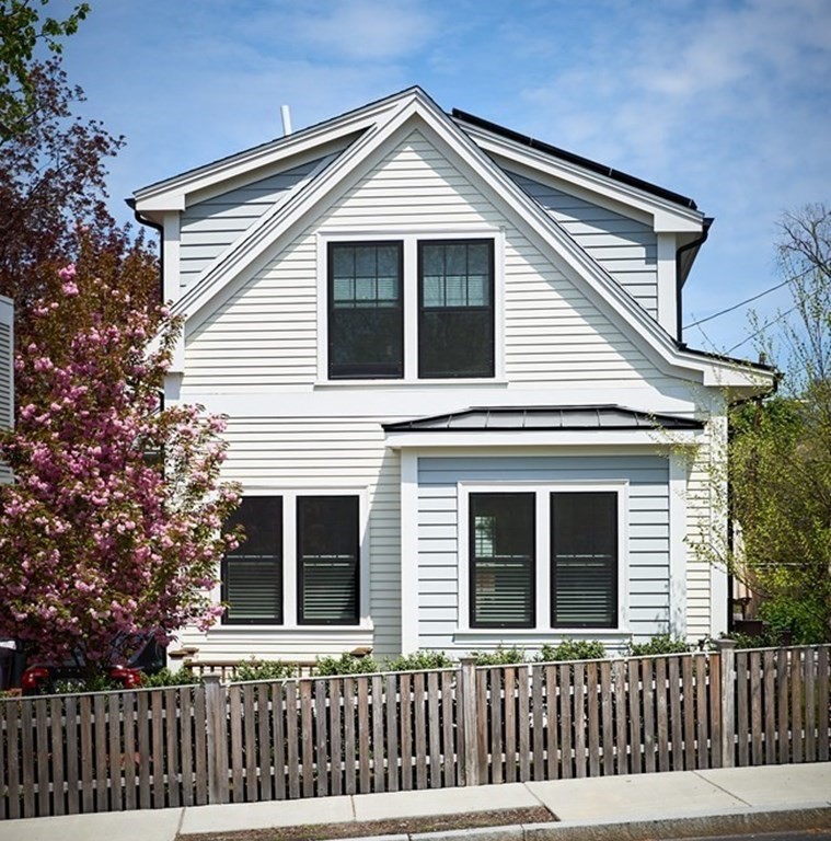 2 Chetwynd Road, Unit 1 Cambridge, MA 02140 - Photo 1 of 19 Gallery Image 1