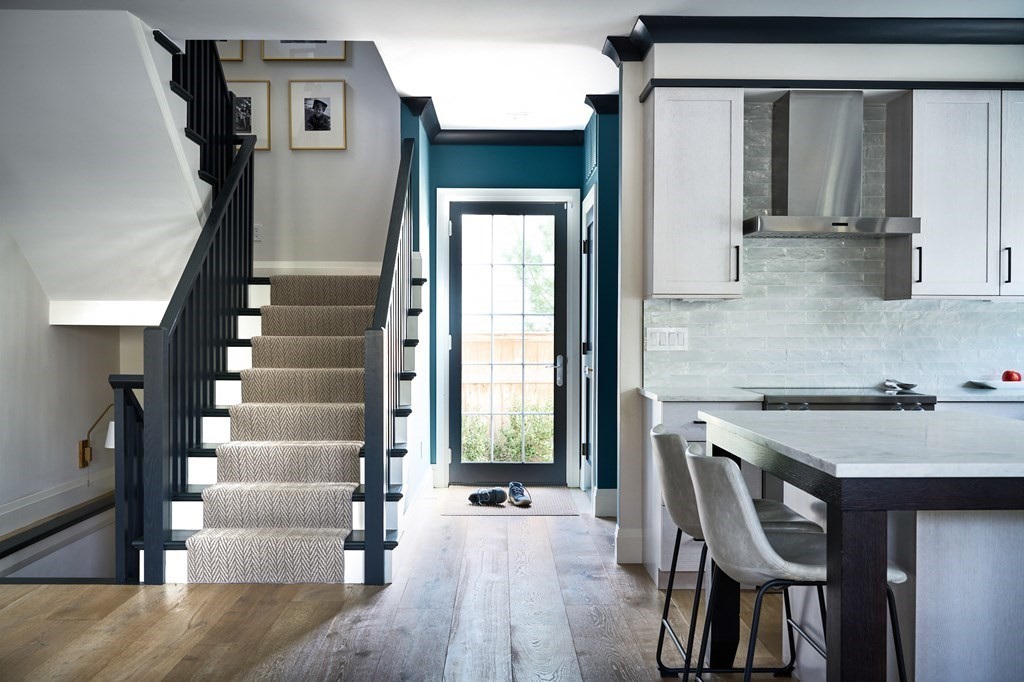 2 Chetwynd Road, Unit 1 Cambridge, MA 02140 - Photo 3 of 19 Gallery Image 3