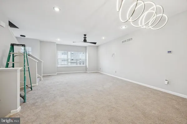 $415,000 | 640 Jacobsen Circle, Newark, DE 19702