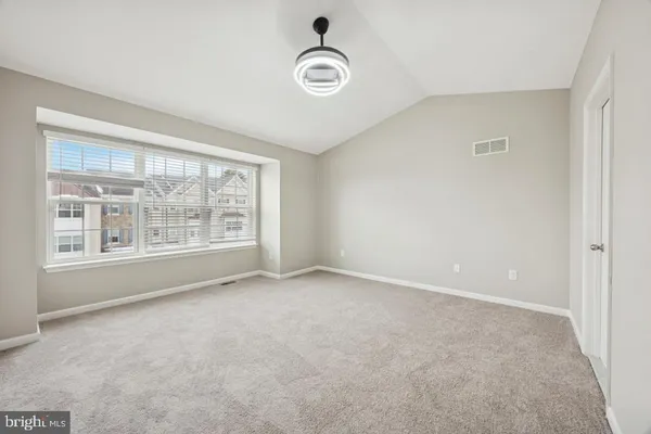 $415,000 | 640 Jacobsen Circle, Newark, DE 19702