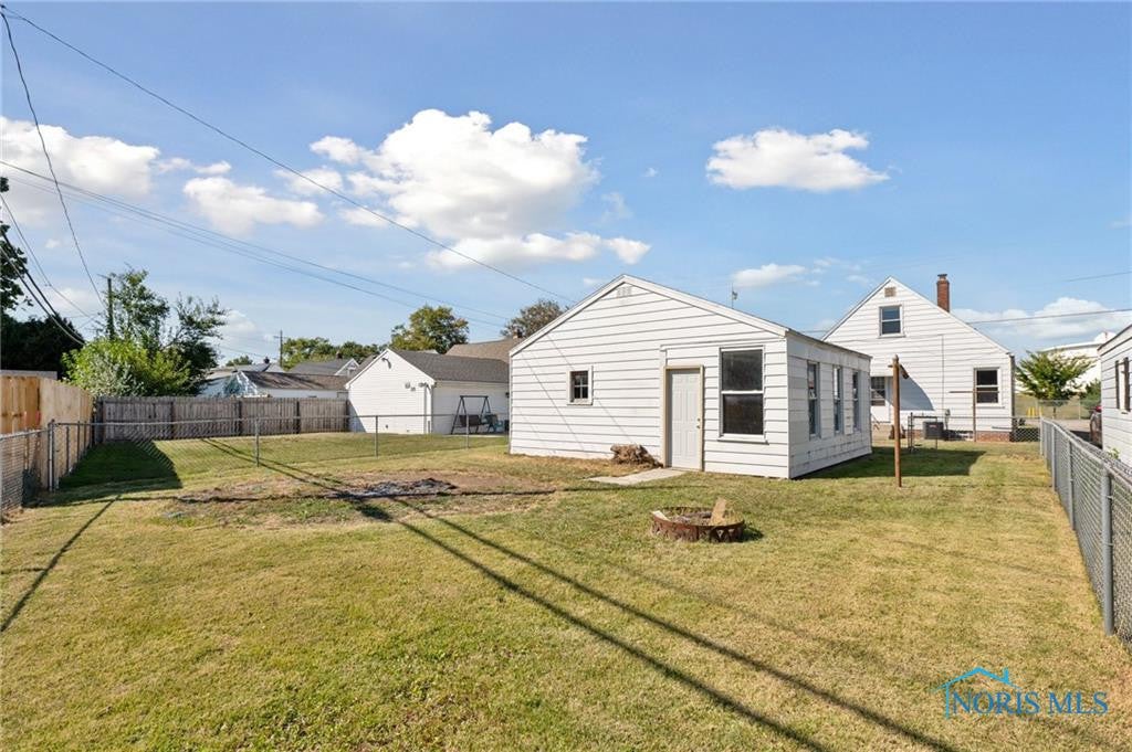 2432 Brown Road Oregon, OH 43616 - Photo 22 of 23 Photo 24