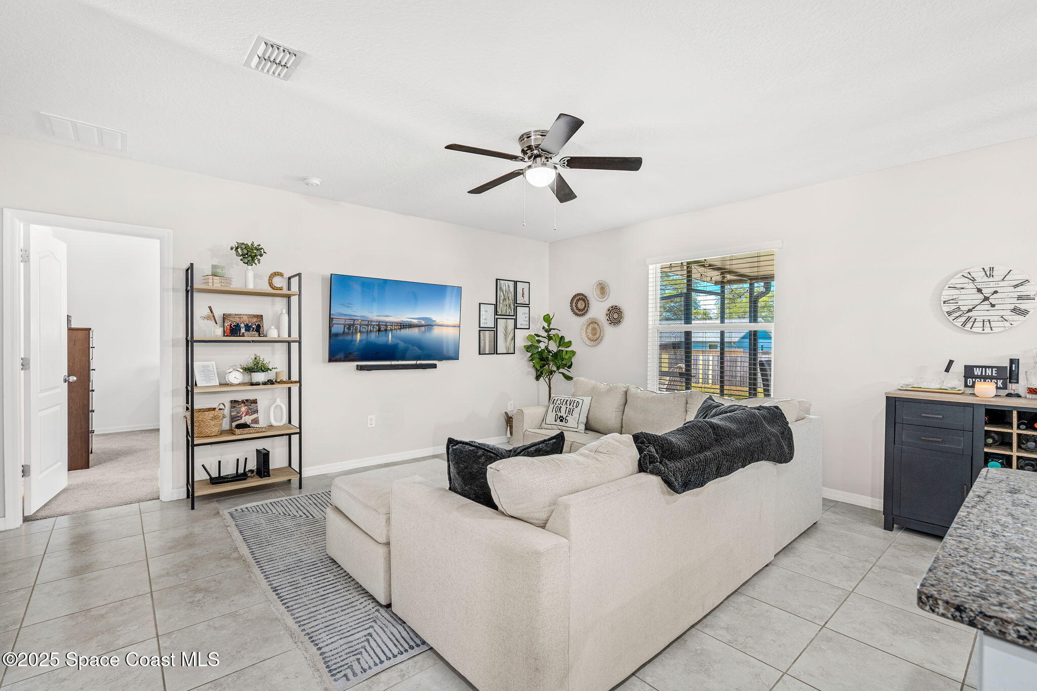 6162 Rena Avenue Cocoa, FL 32927 - Photo 5 of 42 Living Room