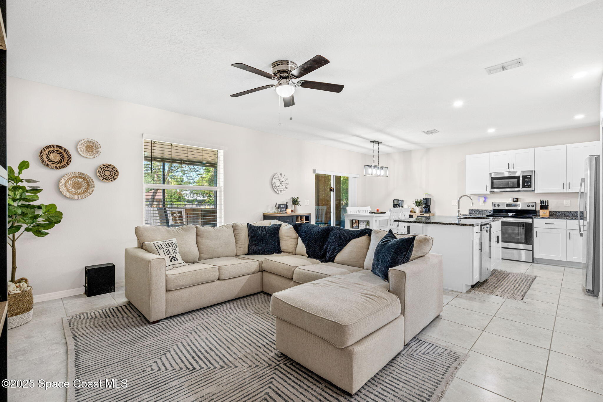 6162 Rena Avenue Cocoa, FL 32927 - Photo 7 of 42 Living Room