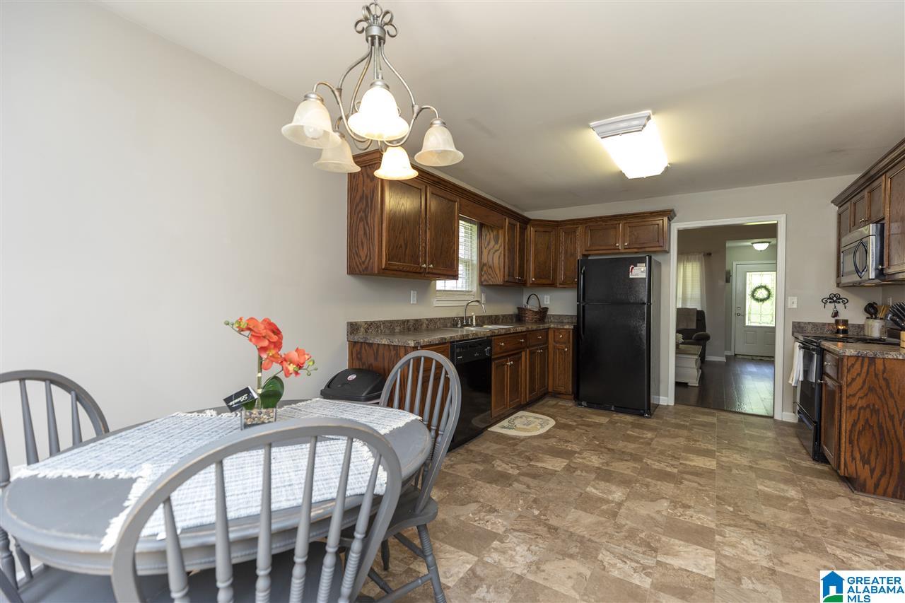 493 Commissary Road Warrior, AL 35180 - Photo 8 of 22