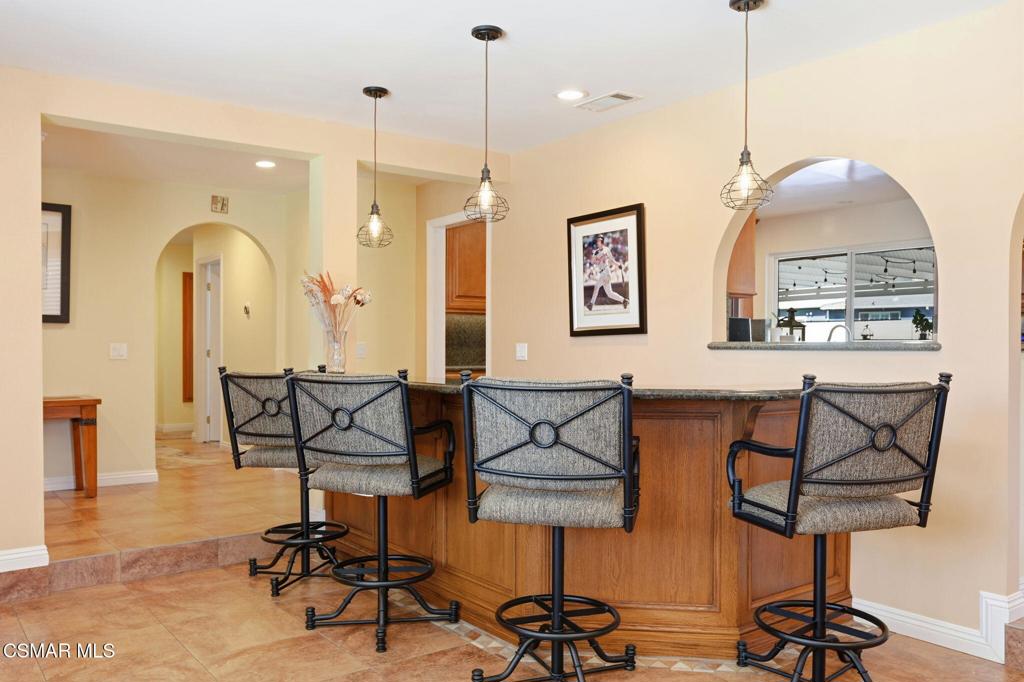 3279 Avenida Simi Simi Valley, CA 93063 - Photo 13 of 47