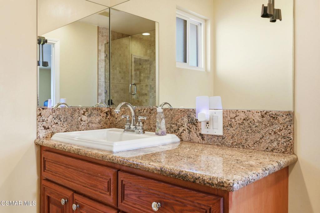 3279 Avenida Simi Simi Valley, CA 93063 - Photo 26 of 47