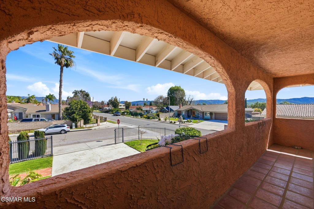 3279 Avenida Simi Simi Valley, CA 93063 - Photo 28 of 47