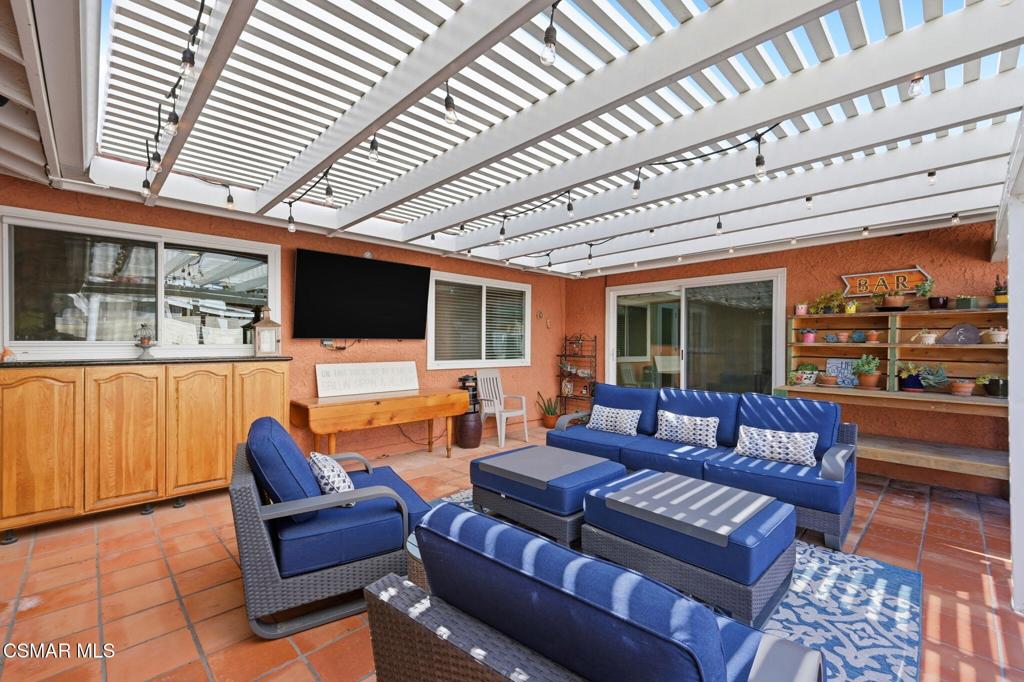 3279 Avenida Simi Simi Valley, CA 93063 - Photo 30 of 47