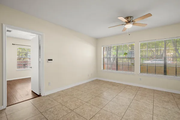 $1,795 | 712 West 21st Street, Unit 101, Austin, TX 78705