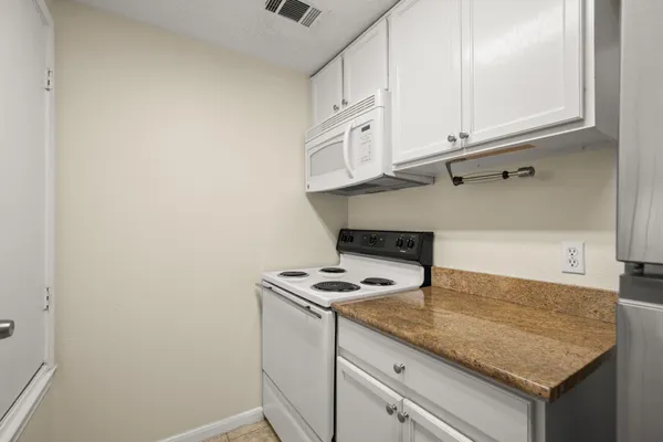 $1,795 | 712 West 21st Street, Unit 101, Austin, TX 78705