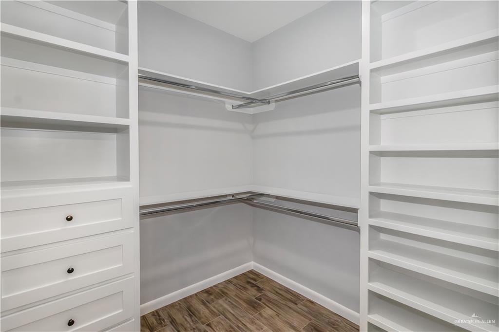 1009 Magnolia Street Mission, TX 78573 - Photo 8 of 13