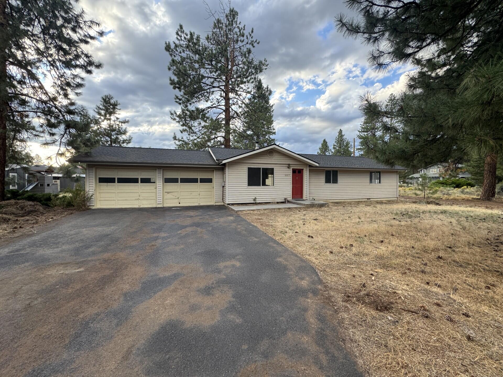 60215 Cheyenne Road Bend, OR 97702 - Photo 1 of 26 thumbnail_IMG_5808