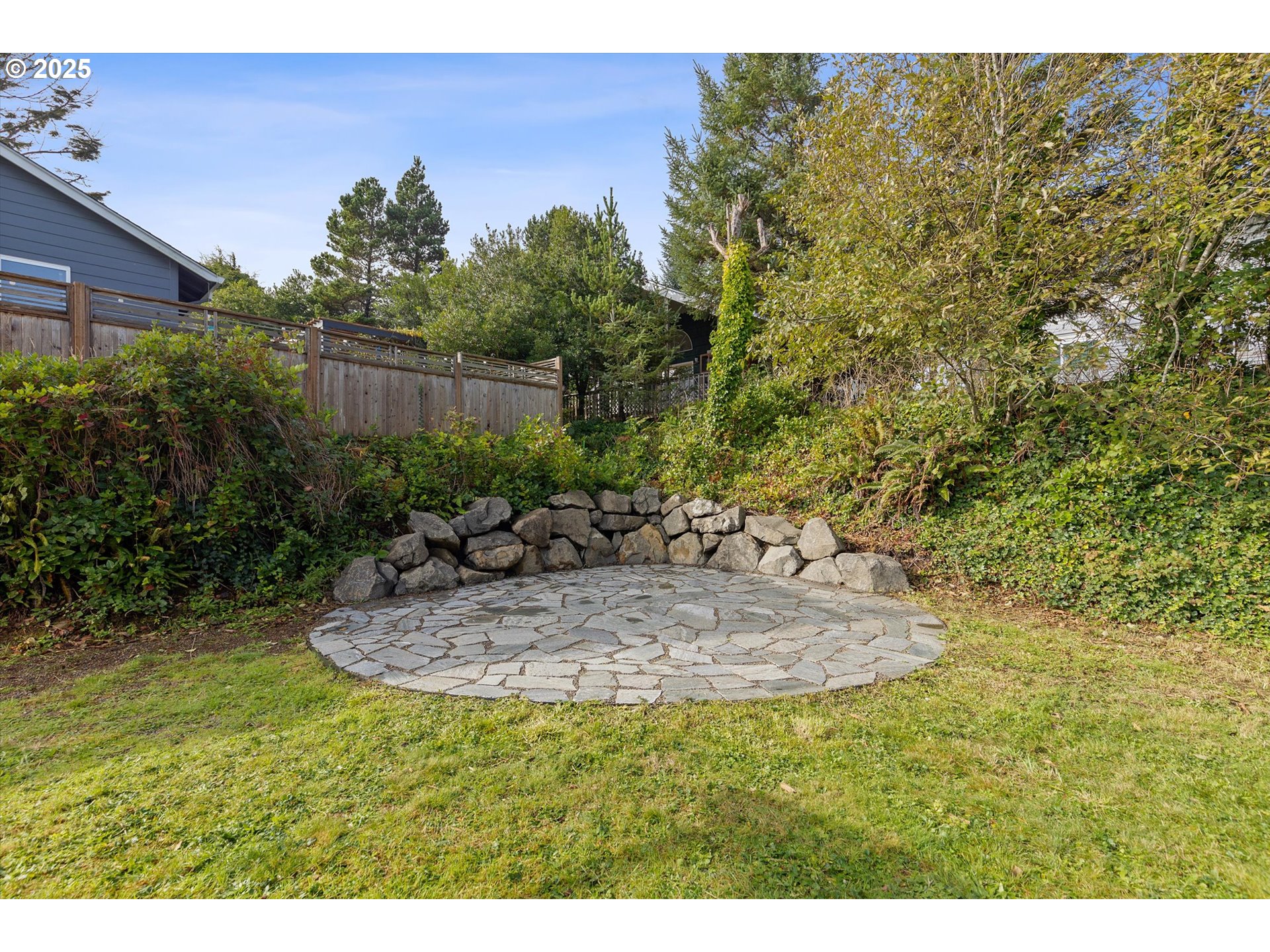 3635 Sea Mist Avenue Depoe Bay, OR 97341 - Photo 29 of 38 a view of outdoor space and yard