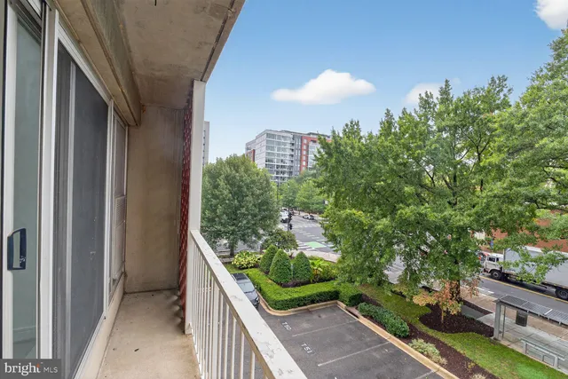 $2,700 | 800 4th Street Southwest, Unit S221, Washington, DC 20024