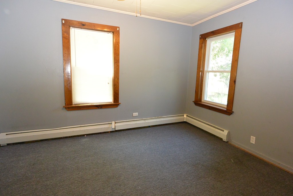 56 Kilbourn Road Lancaster, MA 01523 - Photo 6 of 24