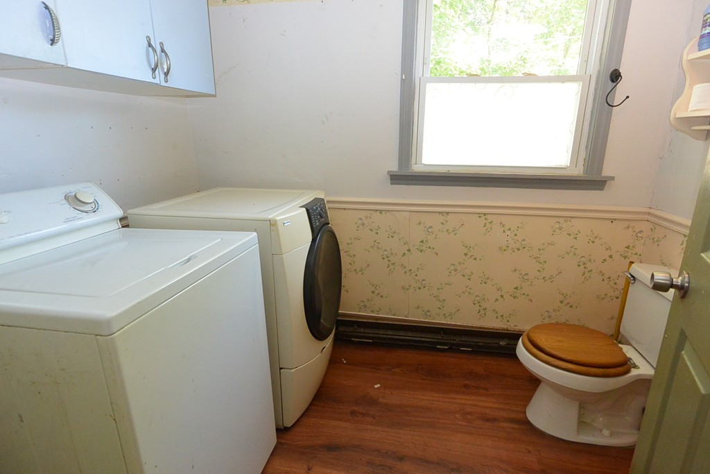 56 Kilbourn Road Lancaster, MA 01523 - Photo 7 of 24