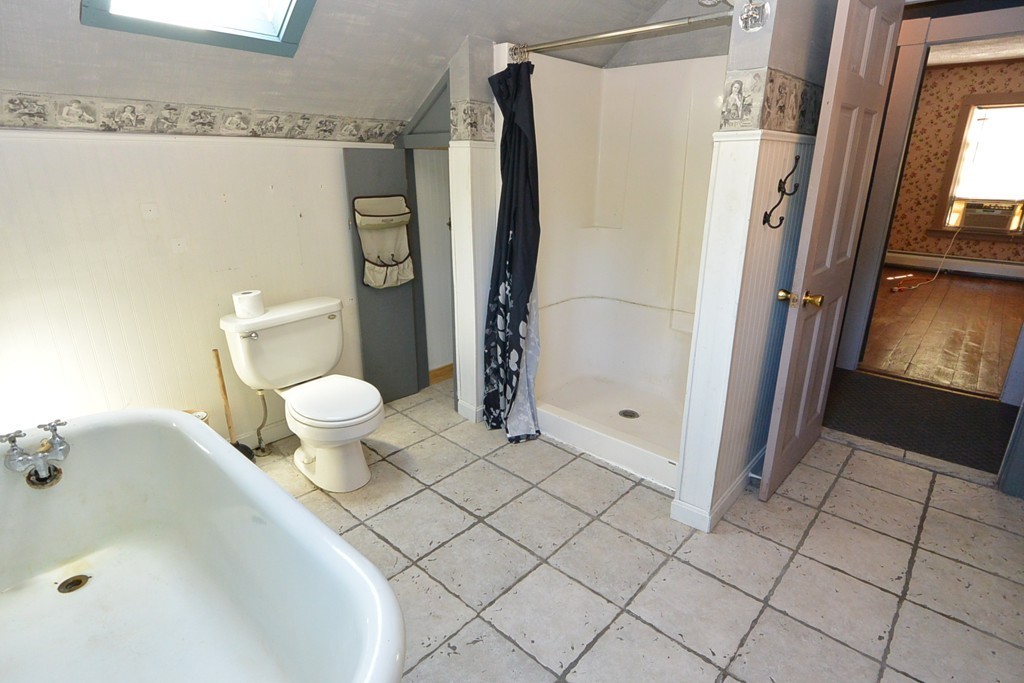 56 Kilbourn Road Lancaster, MA 01523 - Photo 10 of 24