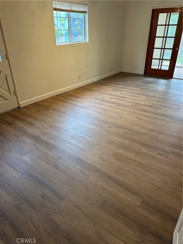 $4,000 | 5446 Columbus Avenue, Sherman Oaks, CA 91411