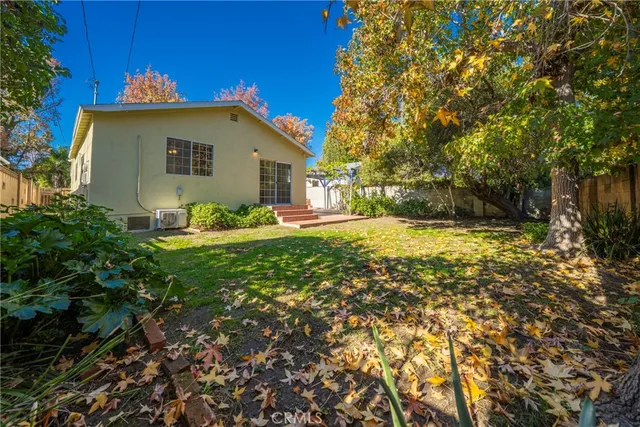 $4,000 | 5446 Columbus Avenue, Sherman Oaks, CA 91411