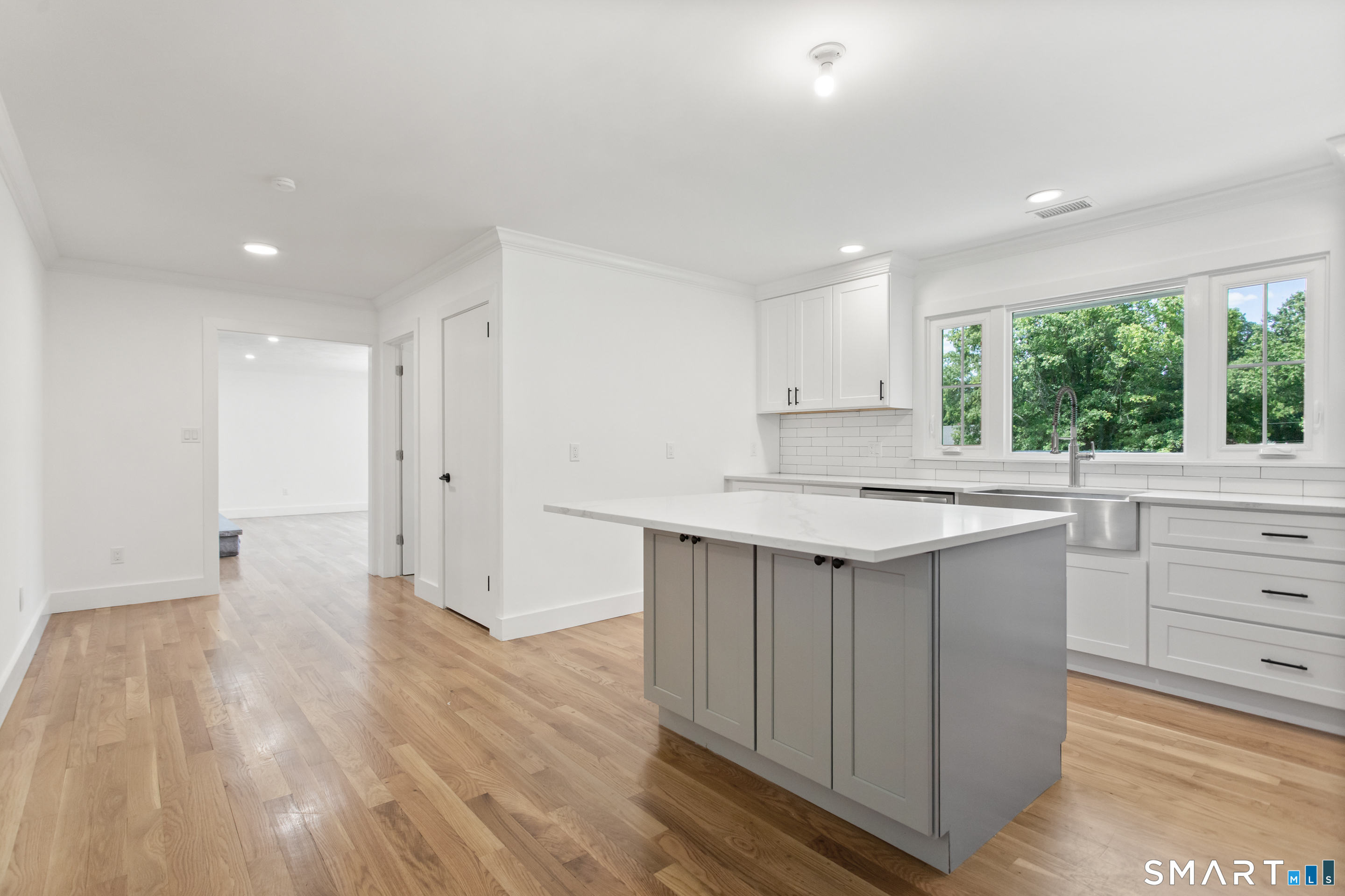 45 Frenchtown Road Trumbull, CT 06611 - Photo 7 of 40