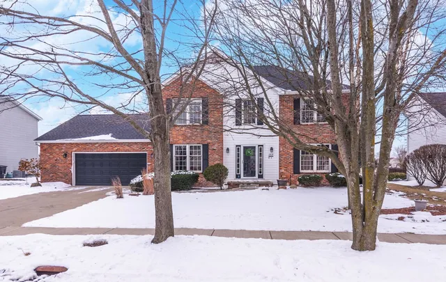 $385,000 | 1515 East Ironwood Drive, Normal, IL 61761