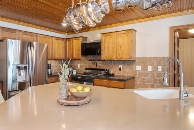 $385,000 | 1515 East Ironwood Drive, Normal, IL 61761