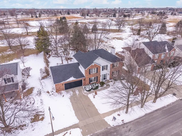 $385,000 | 1515 East Ironwood Drive, Normal, IL 61761