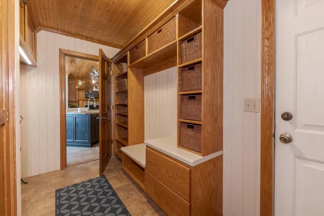 $385,000 | 1515 East Ironwood Drive, Normal, IL 61761