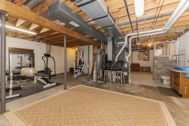 $385,000 | 1515 East Ironwood Drive, Normal, IL 61761