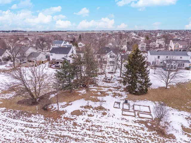 $385,000 | 1515 East Ironwood Drive, Normal, IL 61761