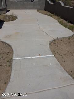 2720 West Maddock Road Phoenix, AZ 85086 - Photo 3 of 21 Front Patio