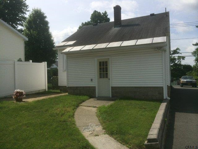 217 Hampton Avenue Rensselaer, NY 12144 - Photo 17 of 20 Photo 17