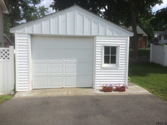 217 Hampton Avenue Rensselaer, NY 12144 - Photo 18 of 20 Photo 18