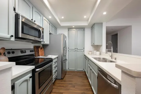 $875,000 | 1422 Via Vista, San Mateo, CA 94404