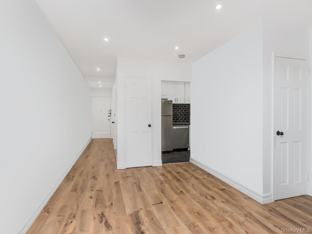 800 Bronx River Road, Unit A12 Bronxville, NY 10708 - Photo 13 of 14 a view of hallway with wooden floor