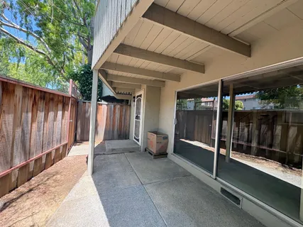 a view of outdoor space