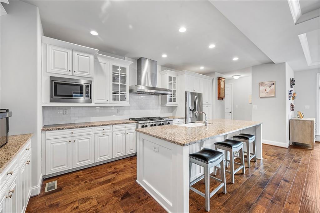 1512 Orion Road Bridgeville, PA 15017 - Photo 8 of 25 Gallery Image 8