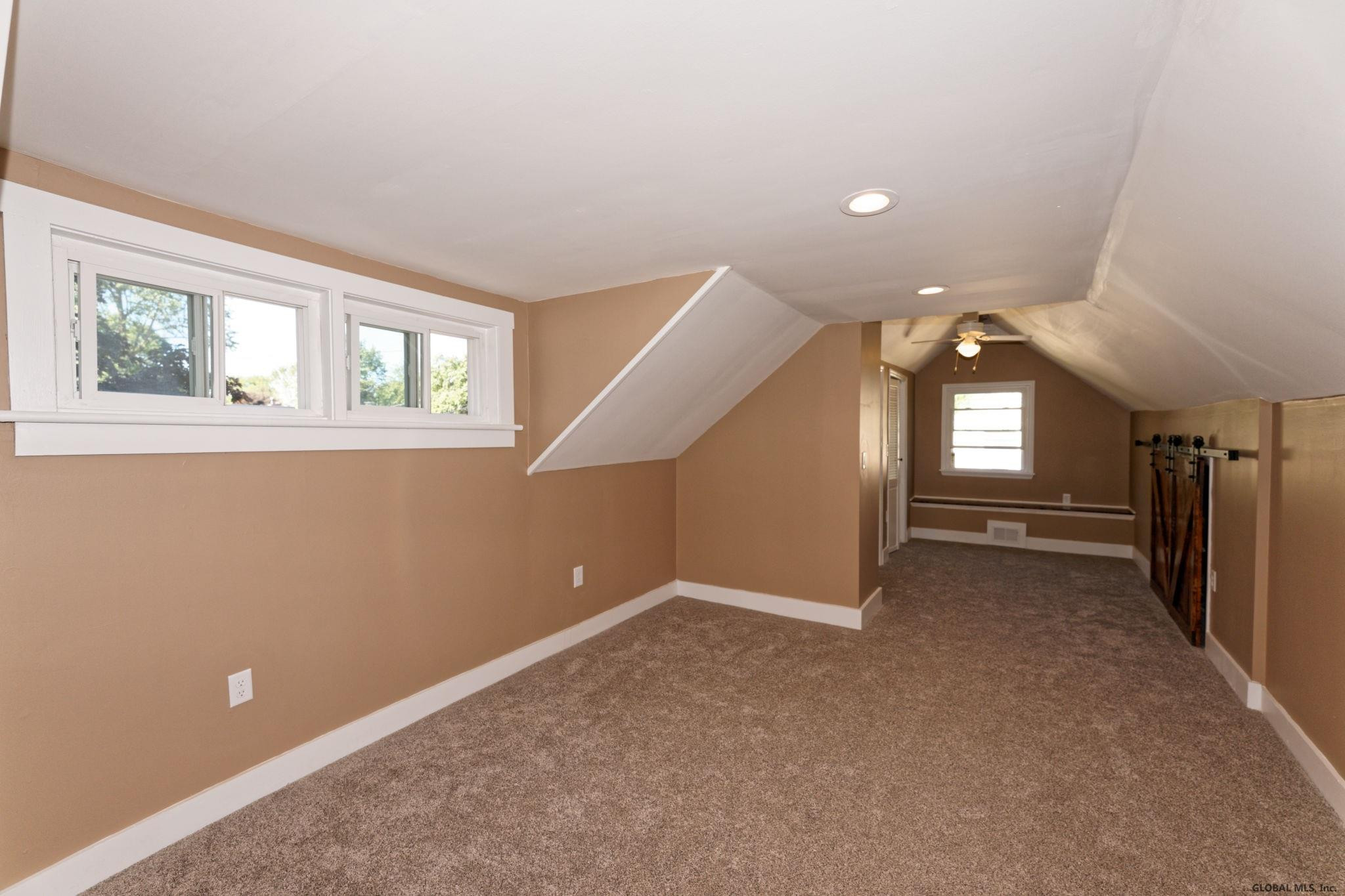 33 Knob Hill Road Colonie, NY 12211 - Photo 20 of 30 Photo 21